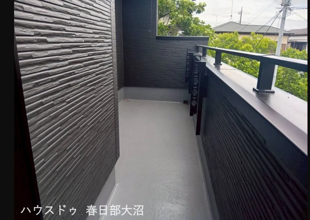 2F　バルコニー