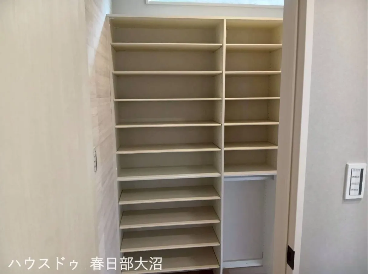 1F　収納①