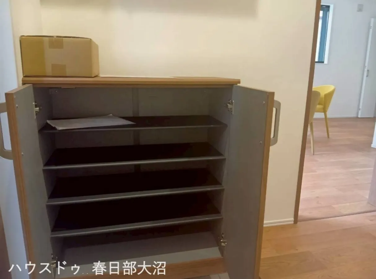 シューズボックス