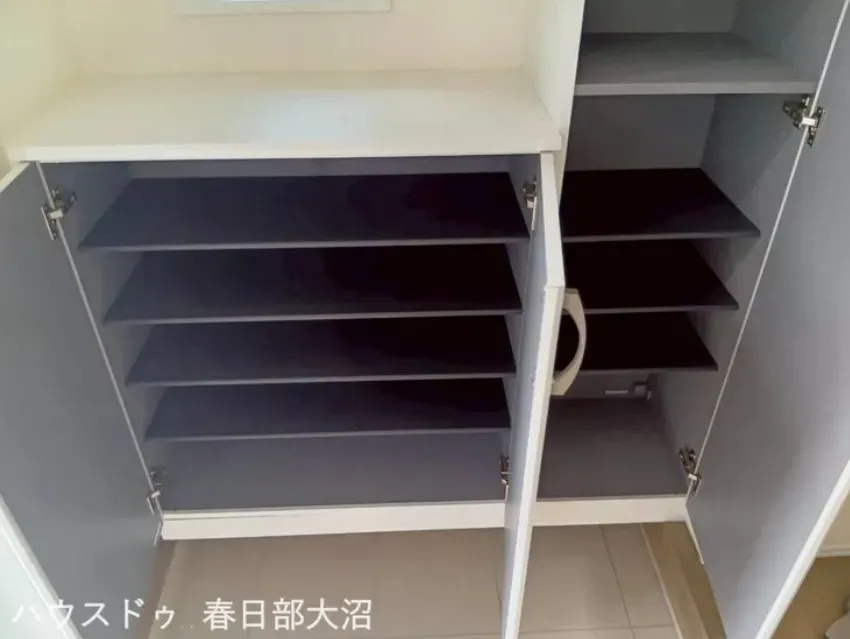 シューズボックス