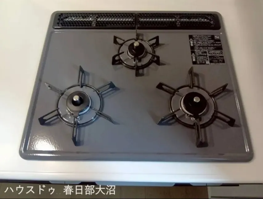 １Fコンロ三口