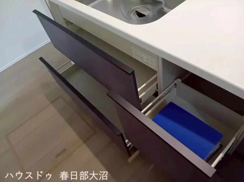 １F　キッチン〔収納〕